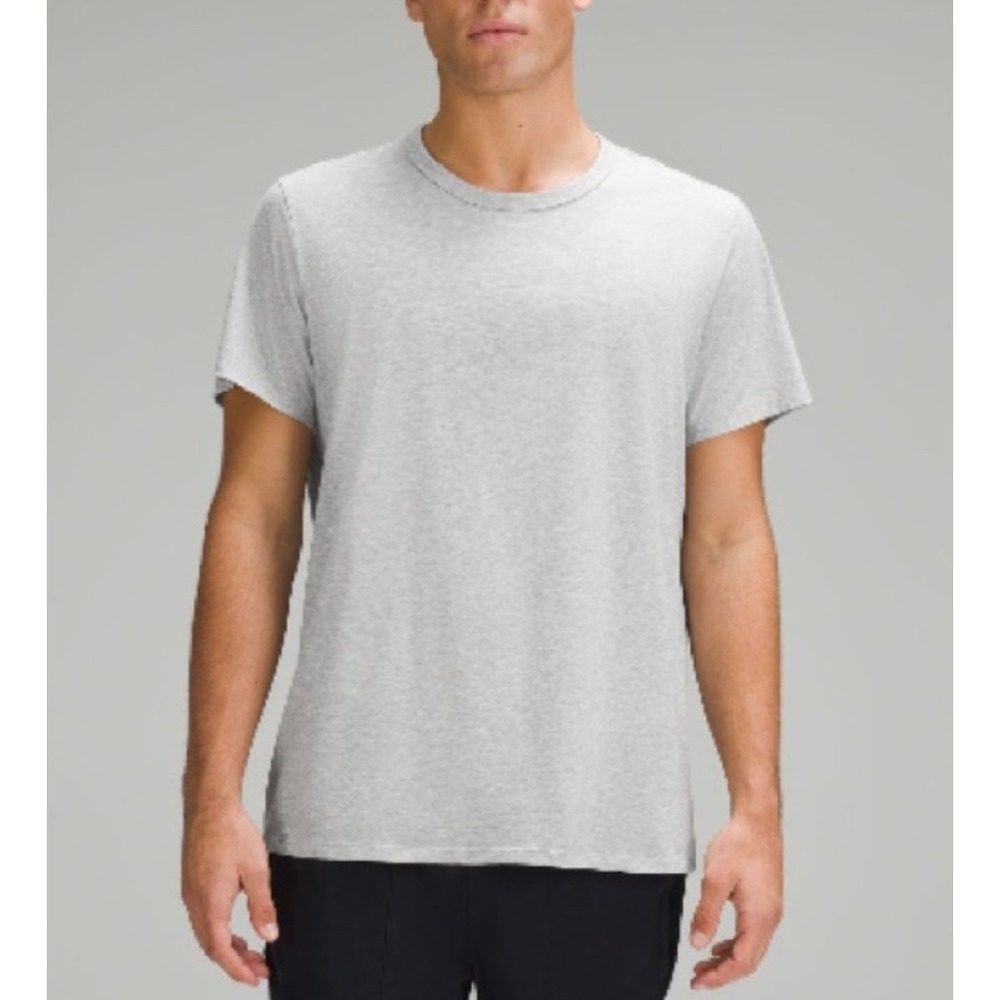 Lululemon Fundamental T-shirt Short Sleeve Men's L Gray Athleisure Workout EUC